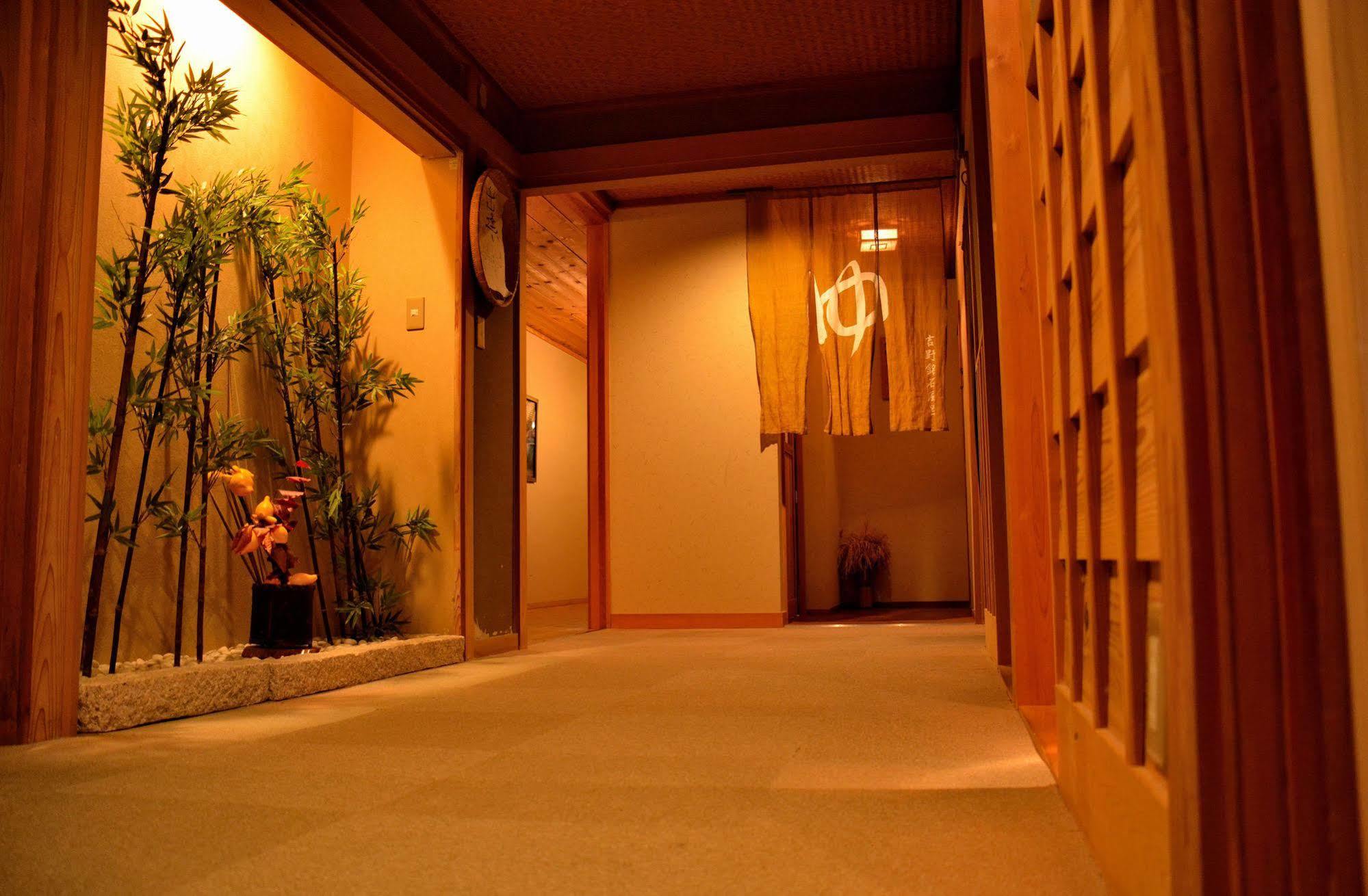 Ryokan Kato Йосино Экстерьер фото